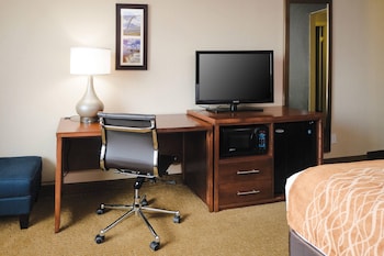 Suite, 1 King Bed with Sofa bed, Jetted Tub, River View