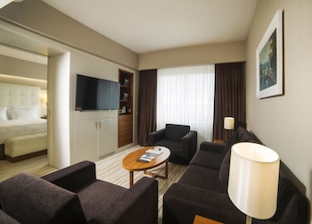 Suite, Sea View