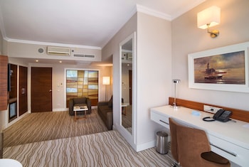 Suite, Balcony, Sea View