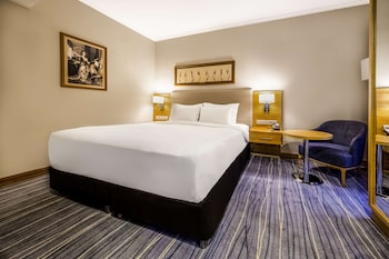 Room (Individual)