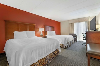 Standard Room, 2 Queen Beds, Non Smoking, Refrigerator & Microwave