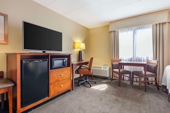 Standard Room, 2 Queen Beds, Accessible, Non Smoking