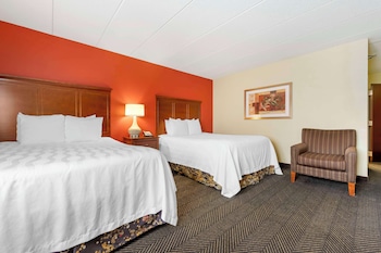 Standard Room, 2 Queen Beds, Accessible, Non Smoking