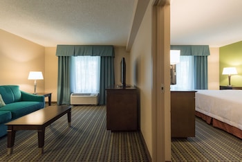 Suite, 1 King Bed, Non Smoking