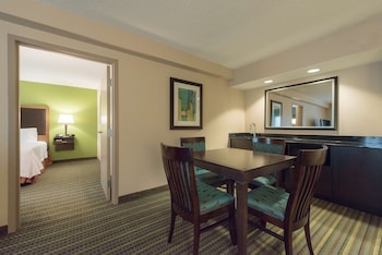 Suite, 1 King Bed, Non Smoking