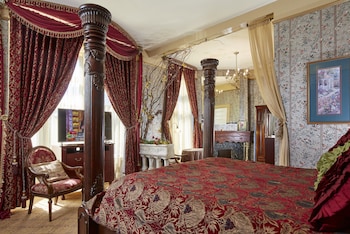 Garden Suite (2 fireplaces)