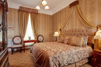 Deluxe Room, 1 King Bed