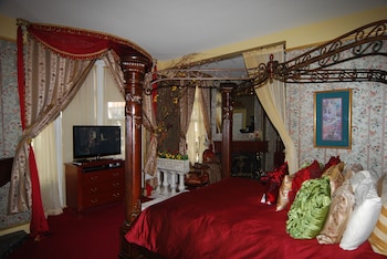 Garden Suite (2 fireplaces)