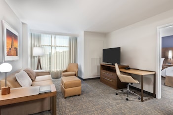 Suite, 1 Bedroom (Mobility Accessible, Tub)