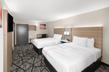 Room, 2 Queen Beds, Mobility Accessible, Non Smoking (Bathtub W/grab Bars)