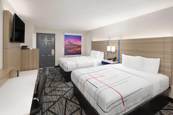 Room, 2 Queen Beds, Non Smoking