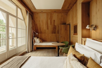 Cottage Junior Suite with balcony