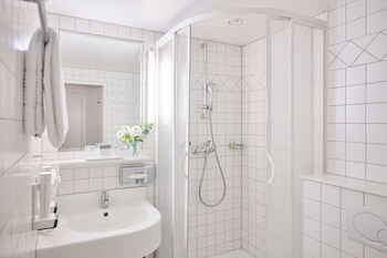 Standard Double Room Single Use