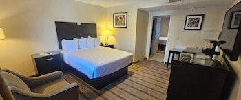 Suite, Multiple Beds, Non Smoking, Refrigerator & Microwave