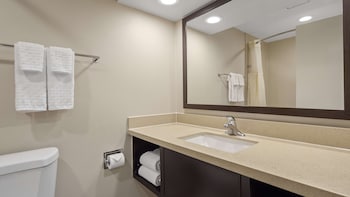 Suite, Multiple Beds, Non Smoking, Refrigerator & Microwave