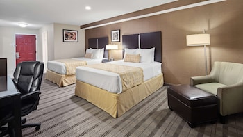 Standard Room, 2 Queen Beds, Non Smoking, Refrigerator