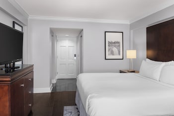 Superior Room, 1 King Bed