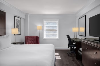 Superior Room, 1 King Bed