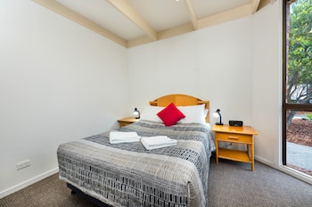 Queen Ensuite Villa