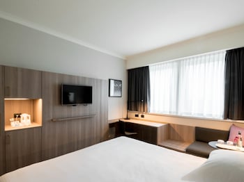 Premium Room, 1 King Bed