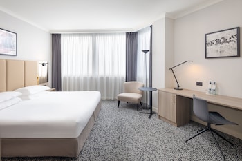 Premium Room, 1 King Bed
