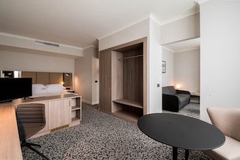 Duplex, 1 Bedroom (Suite)