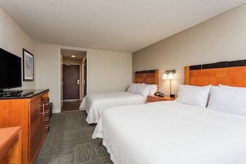 Room, 2 Queen Beds, Non Smoking