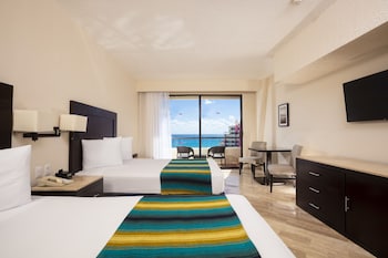 Standard Room, 2 Double Beds, Ocean View