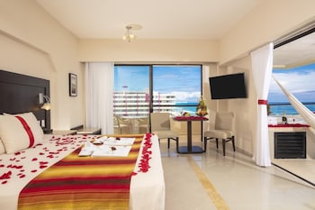 Honeymoon Room