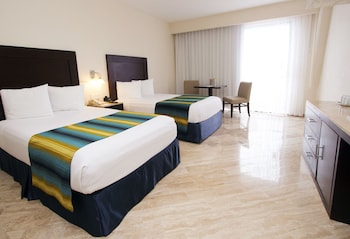 Standard Room, 2 Double Beds, Ocean View