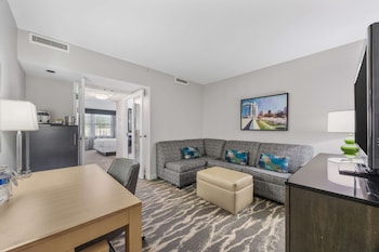 King Two Room Suite