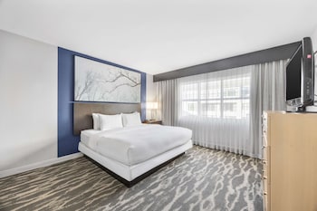 Deluxe Suite, 1 King Bed, Non Smoking