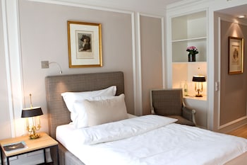 Classic Single Room