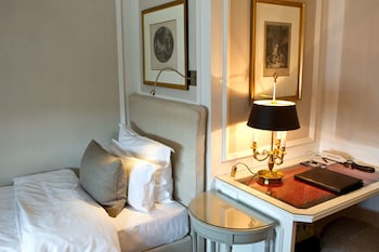 Classic Single Room