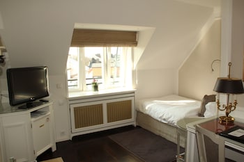 Classic Single Room