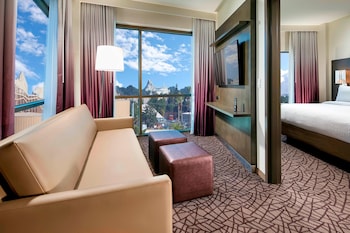 Suite, 1 Bedroom (View)