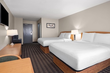 Room, 2 Queen Beds, Accessible, Non Smoking (Mobility,tub w grab bars)