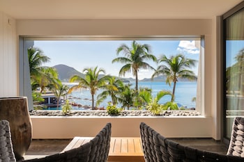 Suite (Ocean)