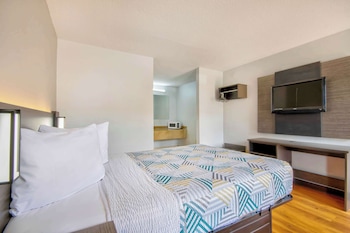 Standard Room, 1 King Bed, Non Smoking