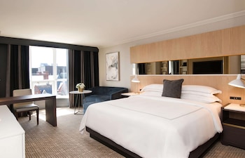 Room, 1 King Bed (Preferred King City View)