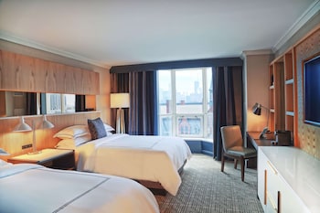 Deluxe Room, 2 Queen Beds (Deluxe Two Queens)