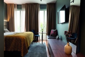 Superior Double Room, River View