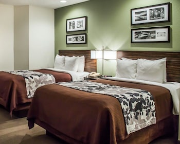 Standard Room, 2 Double Beds, Non Smoking