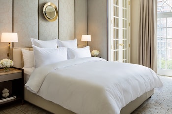Suite (Rosewood Suite)