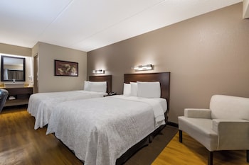 Deluxe Room, 2 Double Beds (Smoke Free)