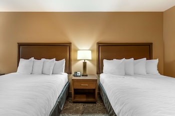 Standard Room, 2 Queen Beds, Non Smoking, Refrigerator & Microwave
