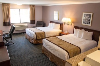 Room, Multiple Beds, Smoking (Mobility/Hearing/Roll-In Shower)