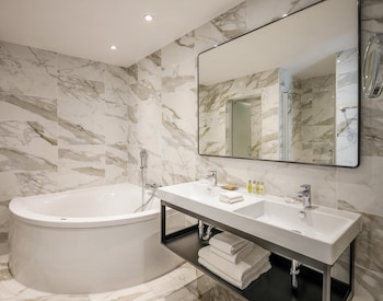 Family Suite, 1 King Bed