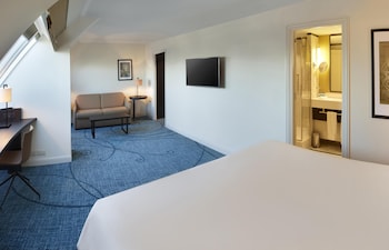 Junior Suite, 1 King Bed
