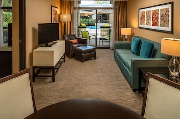 Suite, 1 King Bed, Non Smoking